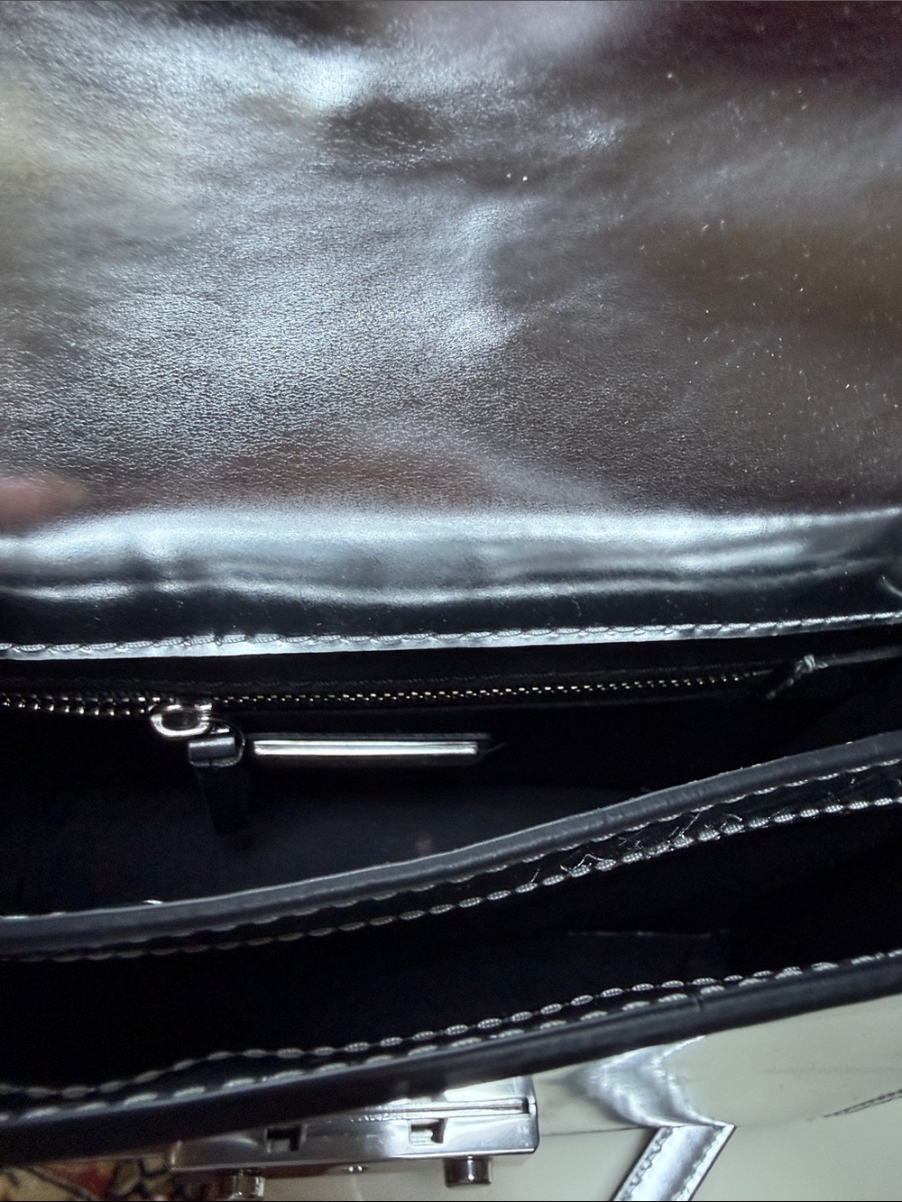 Tory Burch silver flap bag with removable crossbody strap. All leather! - Picture 11 of 11